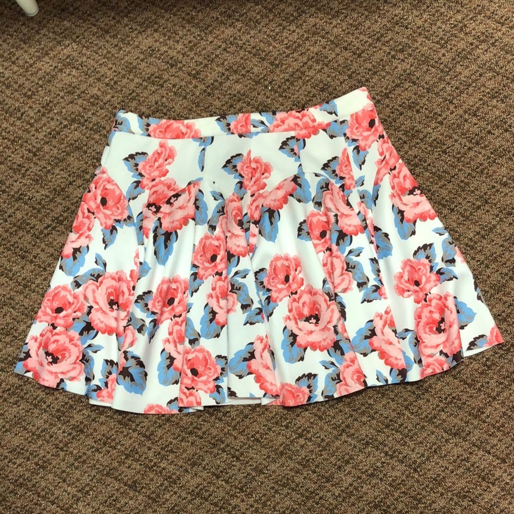 INC International Concepts White and Pink Flower Skirt
